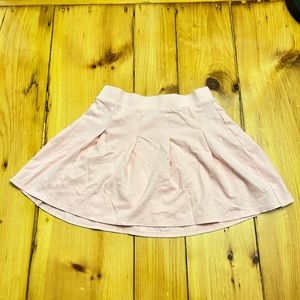 Light pink pleated skirt!